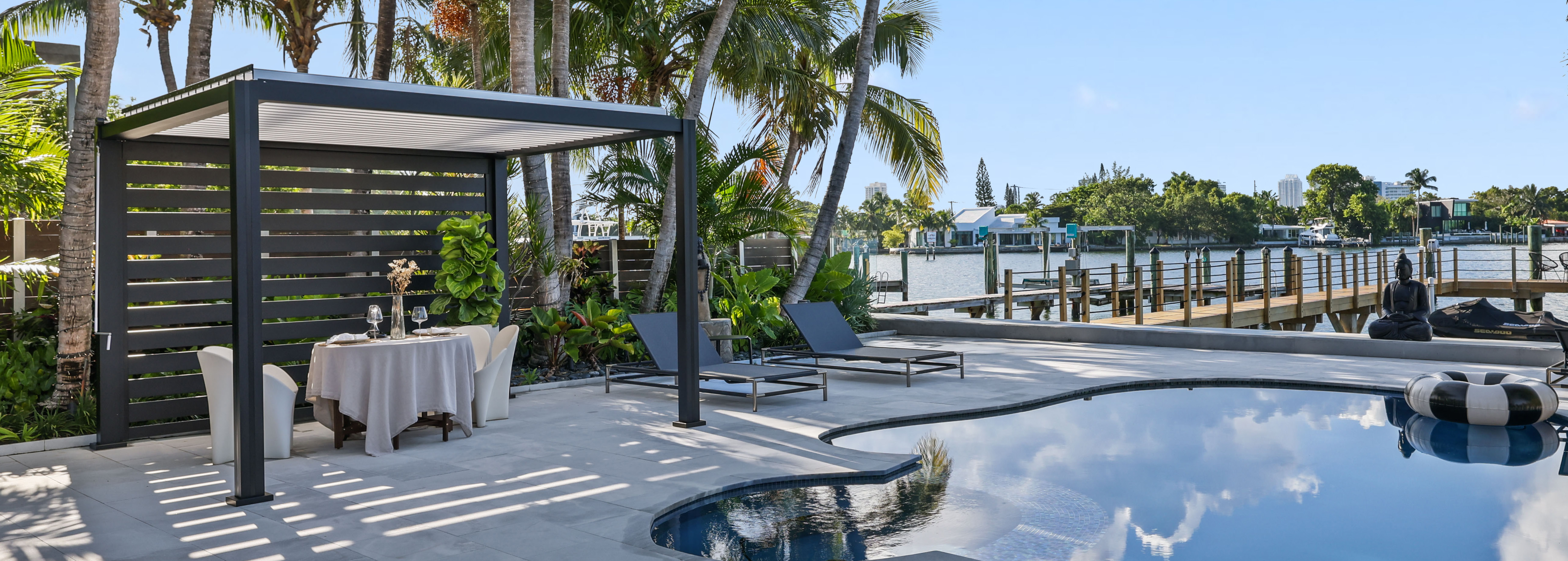 K-BANA™ — Manual Louvered Pergola