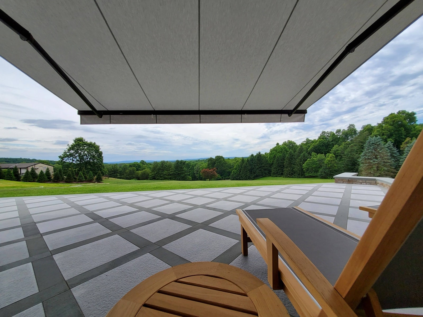 Retractable awning installation